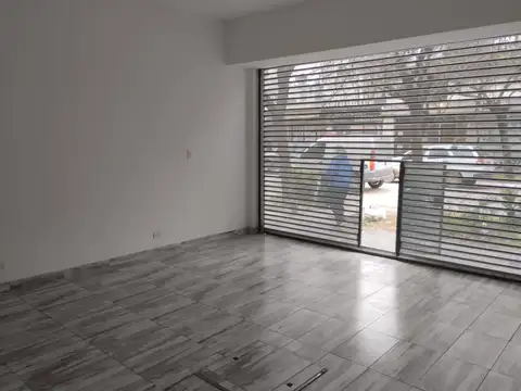 ALQUILER – LOCAL COMERCIAL A ESTRENAR