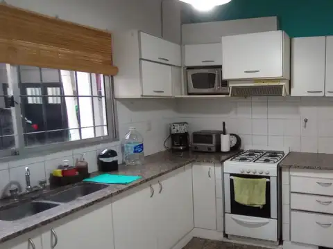 Depto Tipo Casa 4 ambientes con 1 baño