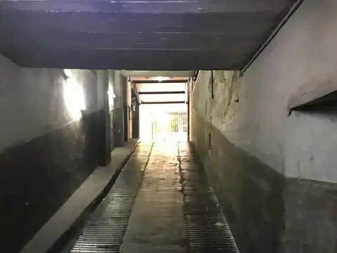 Cochera en venta - 11Mts2 - Recoleta