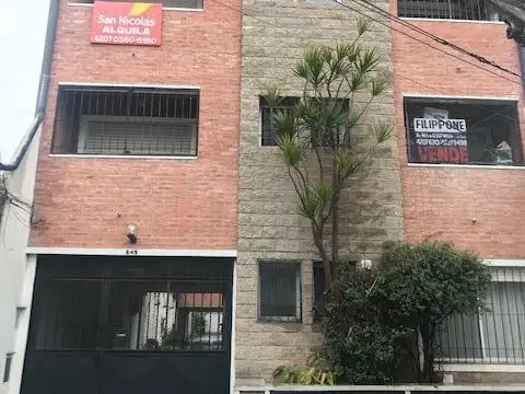 Lartigau 500, Piso 1