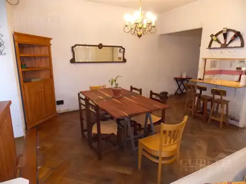 Depto Tipo Casa 5 ambientes con 2 baños