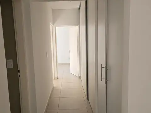 Casa en Alquiler con 1 cochera