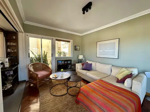 Venta Departamento 4 Ambientes con Dependencia, Cochera y Baulera en Villa Ortuzar