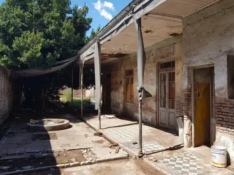 Local en Venta 70 años