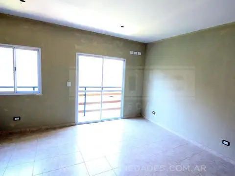 Departamento en Venta en Munro, USD 74.000