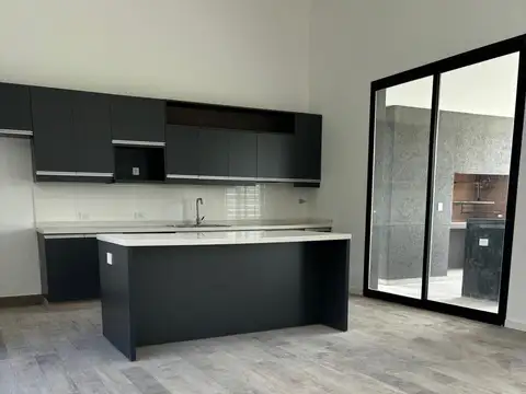 Casa en Venta en San Matias, USD 425.000