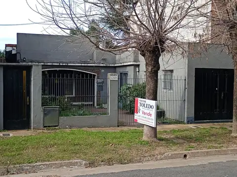 Dos propiedades sobre un lote de 359m2