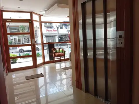 Departamento en Alquiler con 1 cocheras