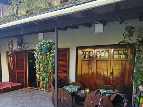 Venta casa 4 ambientes en Barrio Naon