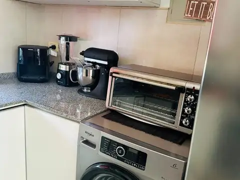 Casa en Alquiler con 1 cochera