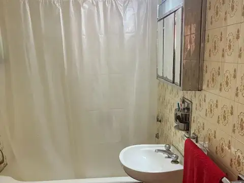 Depto Tipo Casa 4 ambientes con 1 baño