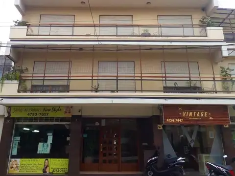 EXCELENTE DEPARTAMENTO 3 AMBIENTES SAN MARTIN CENTRO AHORA U$D 130.000 