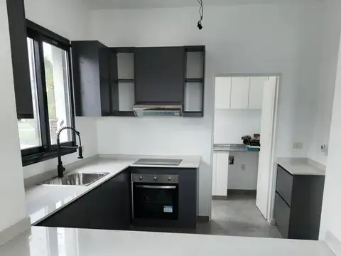 Hermosa casa en Santa Isabel E2