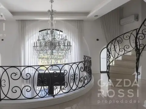 Casa en Venta de 5 dormitorios