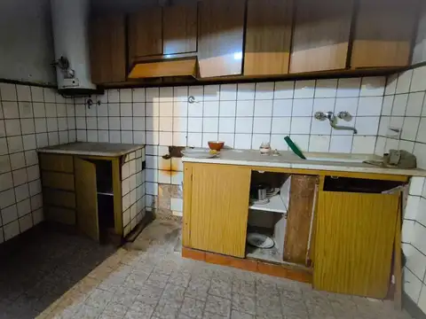 Casa 3 ambientes con 1 baño