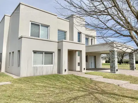 Casa en Venta de 4 dormitorios