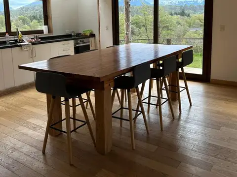 Casa en Venta en Villa la Angostura, USD 450.000