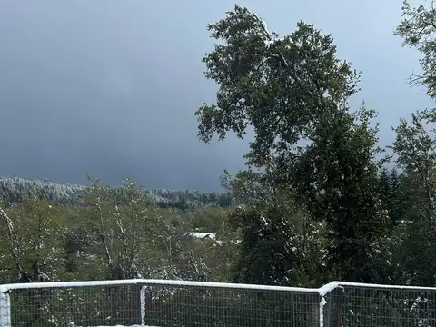 Villa la Angostura, BARRIO EL MERCADO -CENTRO