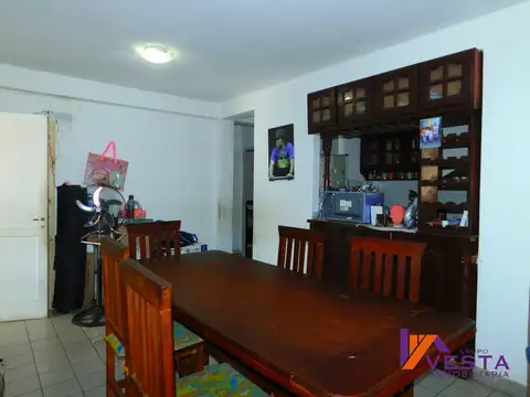 Casa 6 ambientes con 3 baños