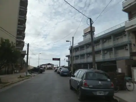 Calle 3 2200, Piso 3