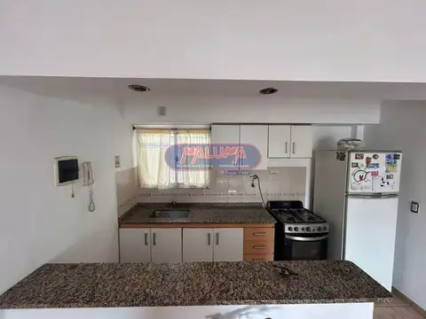 Depto Tipo Casa 2 ambientes con 1 baño
