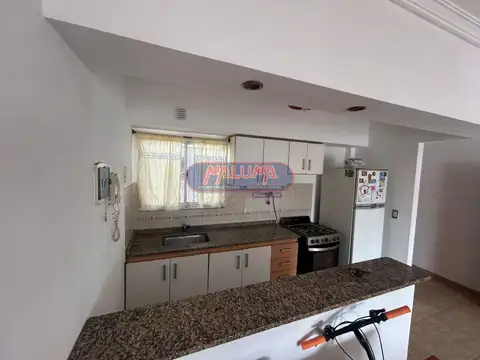 Depto Tipo Casa en Venta en Liniers, USD 119.000