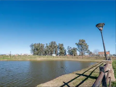 Lote de 1000m2 en "La Reserva"- Nro 137