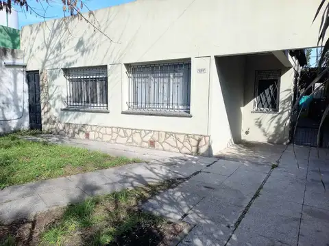 Casa en Venta en Burzaco, USD 78.000