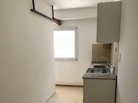 C Colon 1900, Piso PB