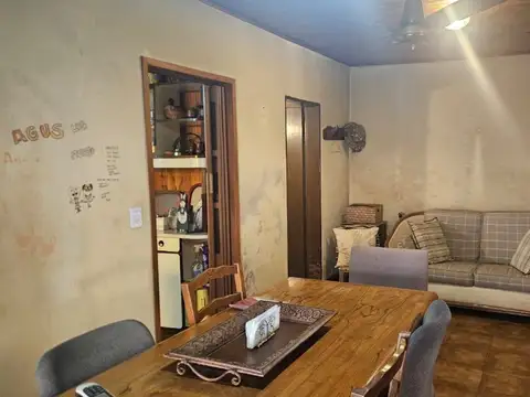 Casa en Venta en Villa Adelina, USD 104.900