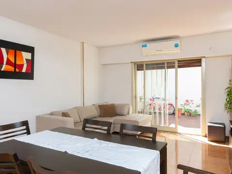 Venta semipiso 3 ambientes y patio San Cristobal