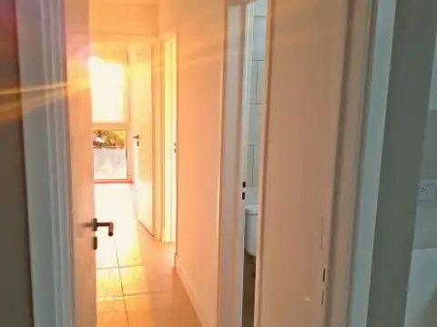 DEPARTAMENTO 3 AMBIENTES + COCHERA C/BAUL + TERRAZA PRIVADA (SEG. 24 HS)