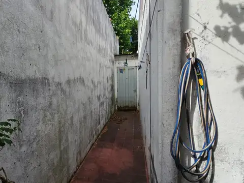 UNICO LOTE en FLORIDA, Calle tranquila,3 cuadras  Av Maipú