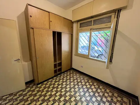TIPO CASA 2 AMBIENTES EN ALQUILER SIN EXPENSAS
