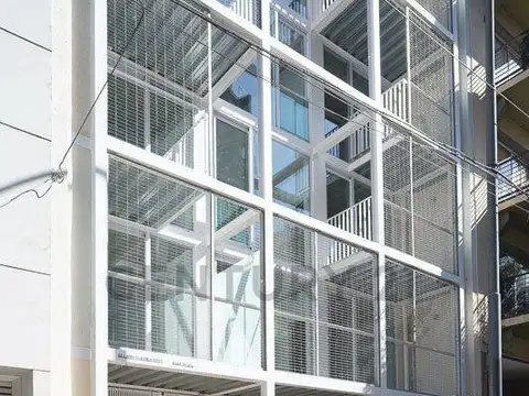 Av. Balbin 263600, Piso 12