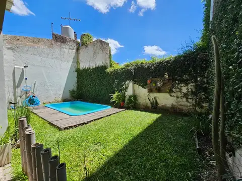 Venta departamento 3 amb.  con cochera y pileta