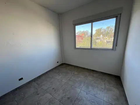 Departamento en Alquiler en General San Martin, $ 750.000