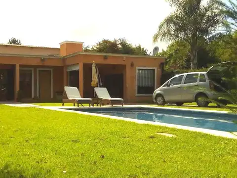 Venta de casa en Barrio La Hosteria, Lujan