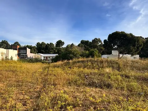 Terreno en Venta en Barrio Cerrado Costa Esmeralda, USD 74.000