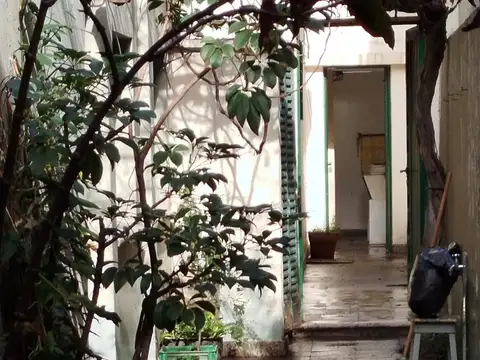 Casa en Venta en Parque Chacabuco, USD 359.000