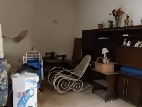 CASAS LOTE PROPIO CON  LOCALES CABALLITO