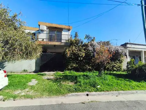 Maestra Salinas 4800