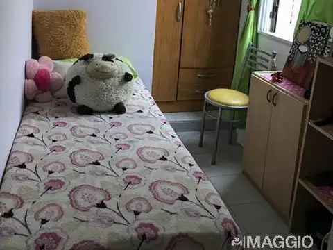Depto Tipo Casa 3 ambientes con 2 baños
