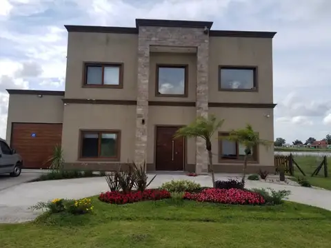 CANNING.B.TIEMPOS DE CANNING RUTA 58 KM. 15500. EXC.CASA.4 HAB,5 BAÑOS. PISCINA10X5 AMOBLADA