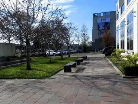 Oficina en Alquiler en Coghlan, USD 18.736