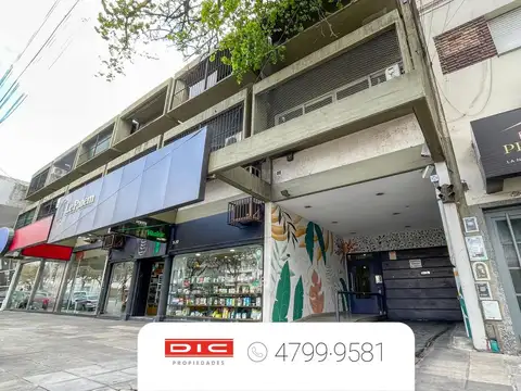 Cochera Venta - Olivos-Vias/Maipu