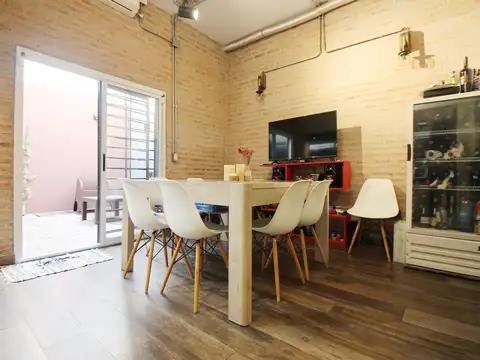 Depto Tipo Casa en Venta 6 años