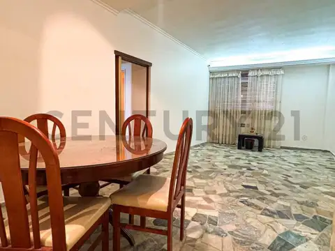 Departamento 3 ambientes en venta en Caballito