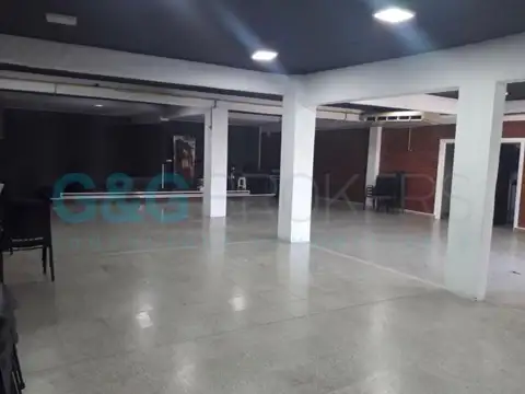 Edificio en Venta en Ituzaingó Excelente Ubicación