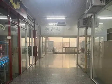 VENTA LOCAL EN GALERIA COMERCIAL VILLA URQUIZA